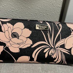 Kate Spade Wallet-NWT